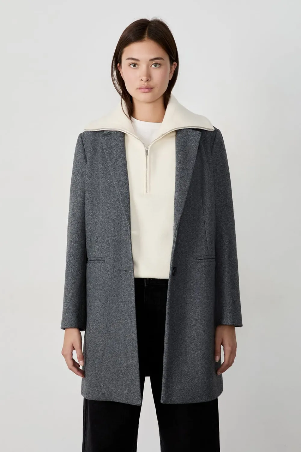 Sale ETAM Abrigo corto GRIS
