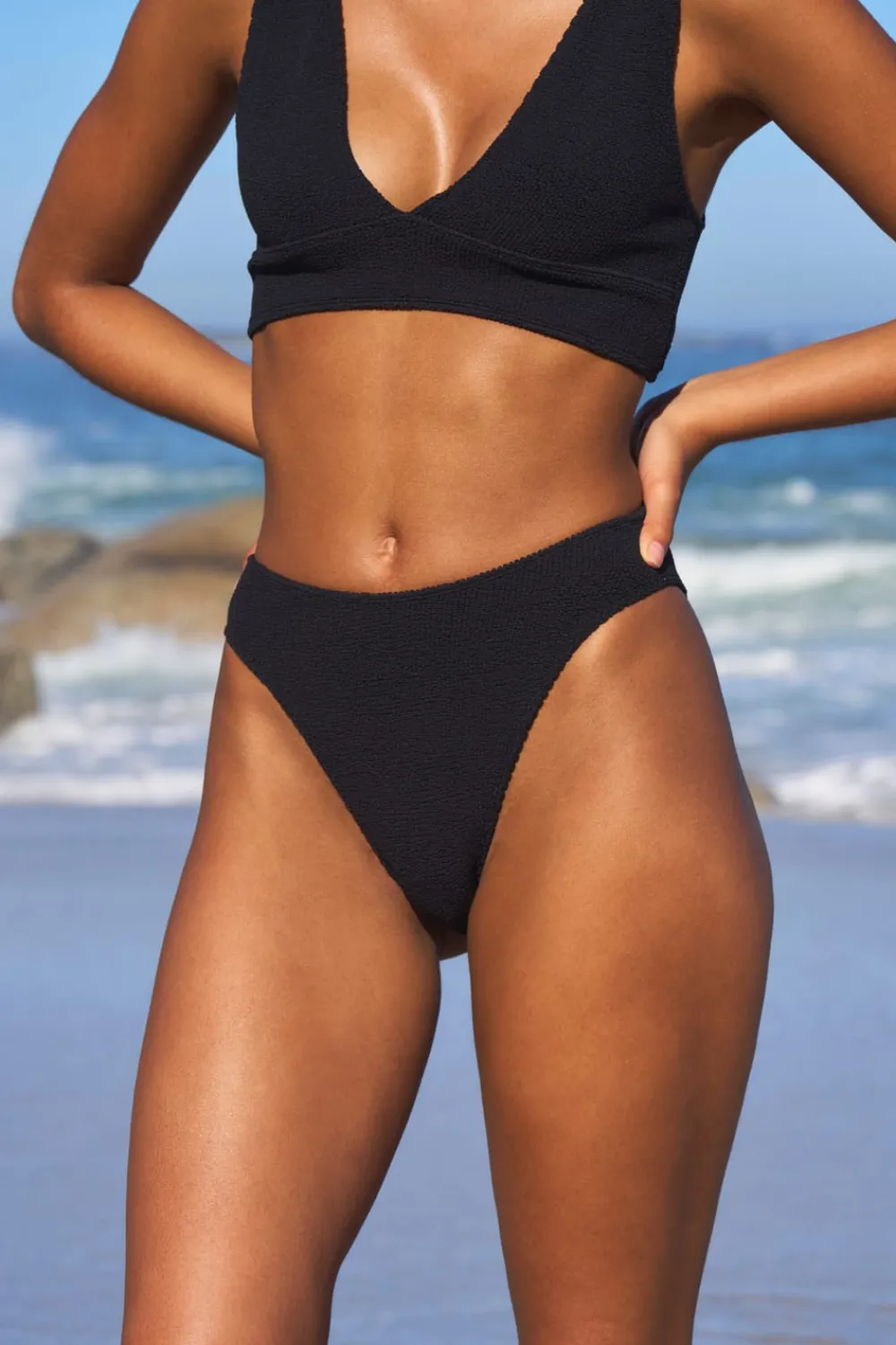 Discount ETAM Bikini de pierna alta con braguita elástica NEGRO