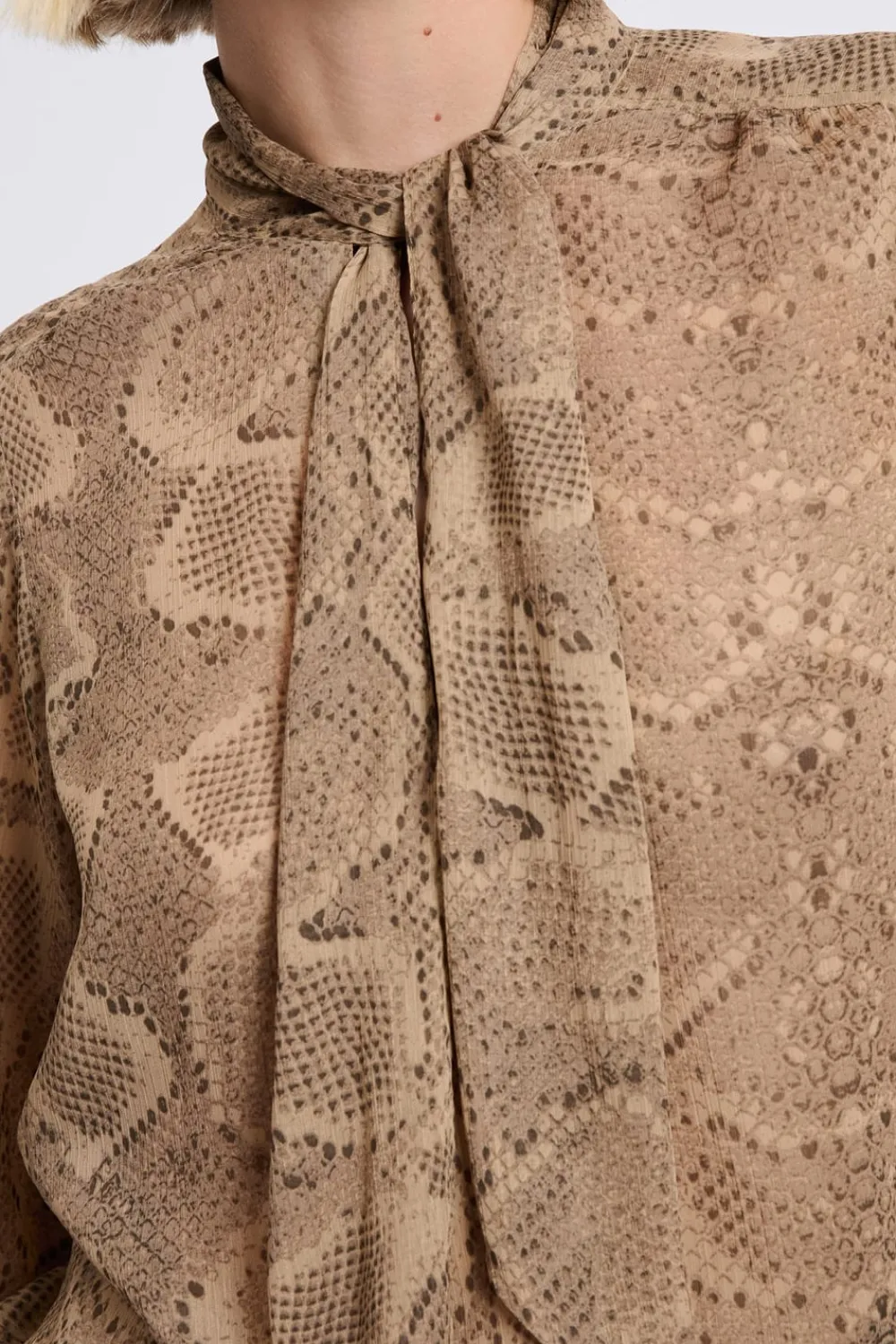 Outlet ETAM Blouse à nouer sur le devant imprimé serpent ECRU