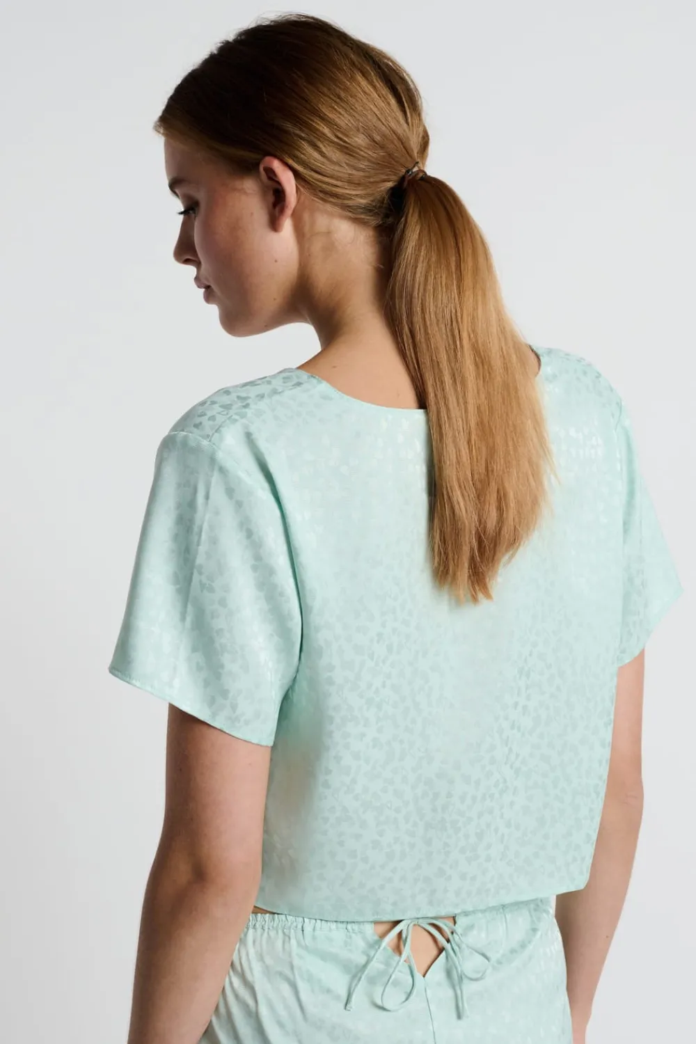 Best ETAM Blusa satinada de manga corta estampada con lazos CELADÓN
