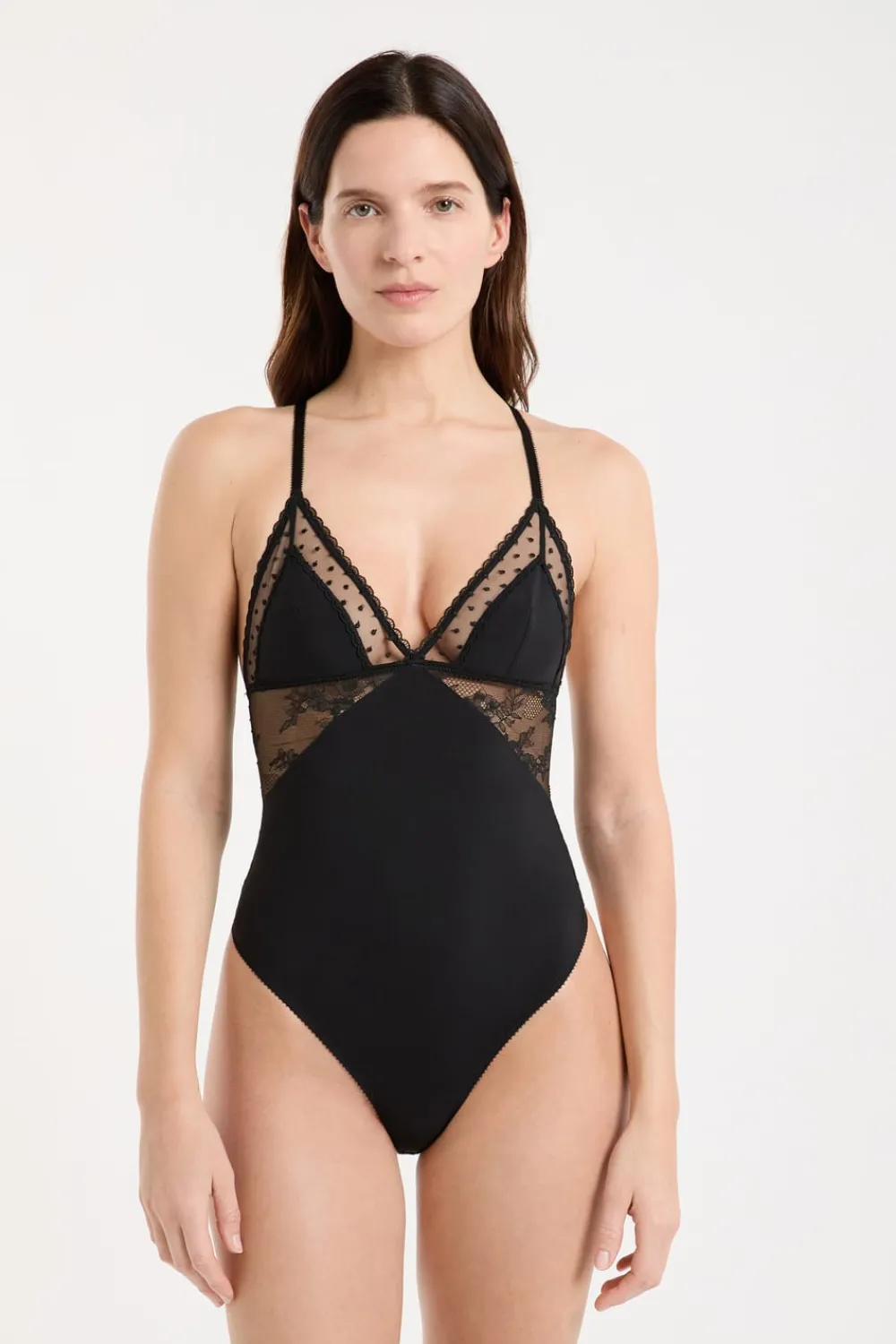 Outlet ETAM Body con bordados NEGRO