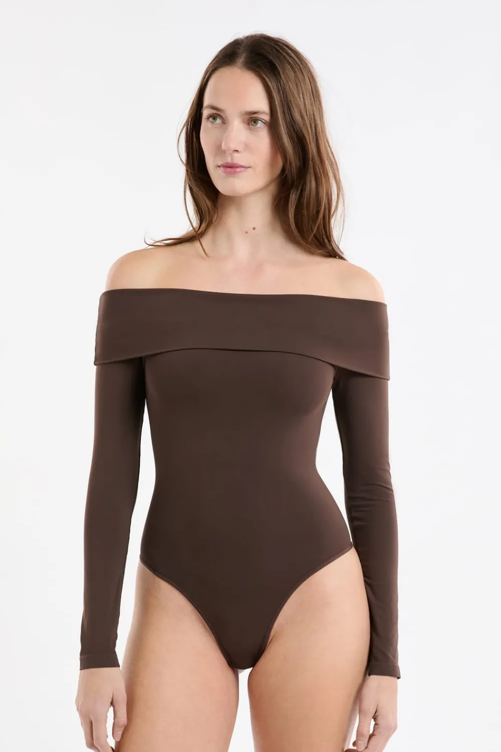 Sale ETAM Body con hombros descubiertos CHOCOLATE