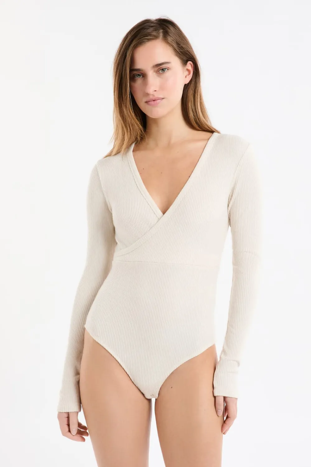 Clearance ETAM Body de manga larga con cuello cruzado BEIGE
