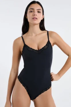 Outlet ETAM Body de microfibra y encaje NEGRO