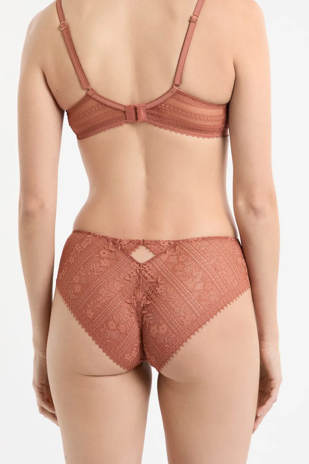 Sale ETAM Braga culotte de encaje arena