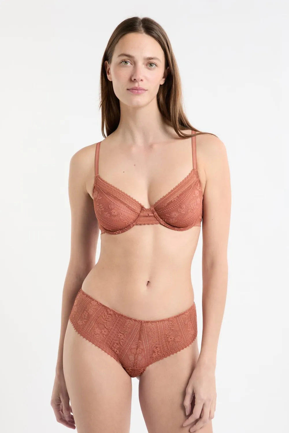 Sale ETAM Braga culotte de encaje arena