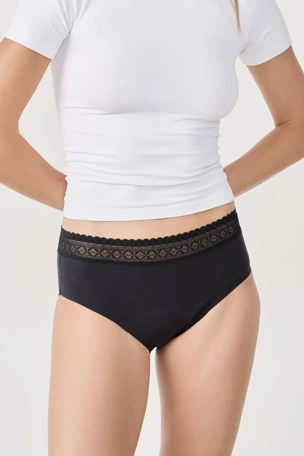 Discount ETAM Braga menstrual - Flujo medio NEGRO