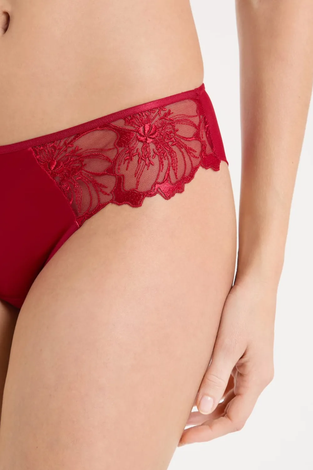 Online ETAM Braguita brasileña de tul bordado ROJO