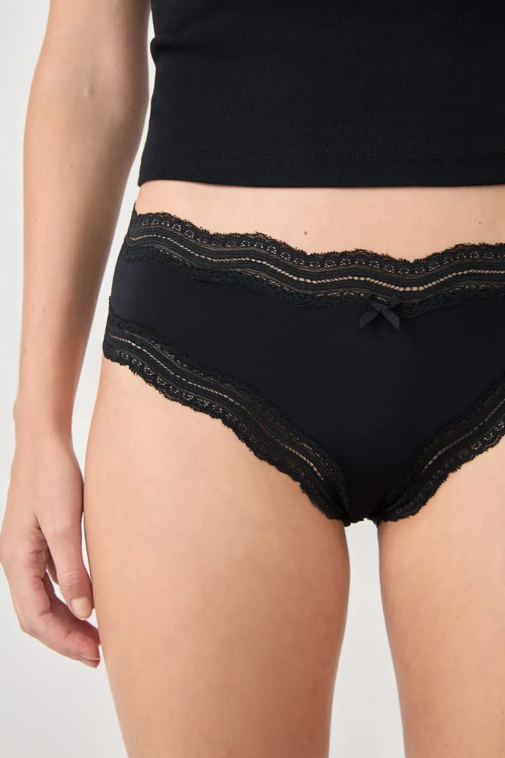 Discount ETAM Braguita culotte de microfibra con cordones NEGRO