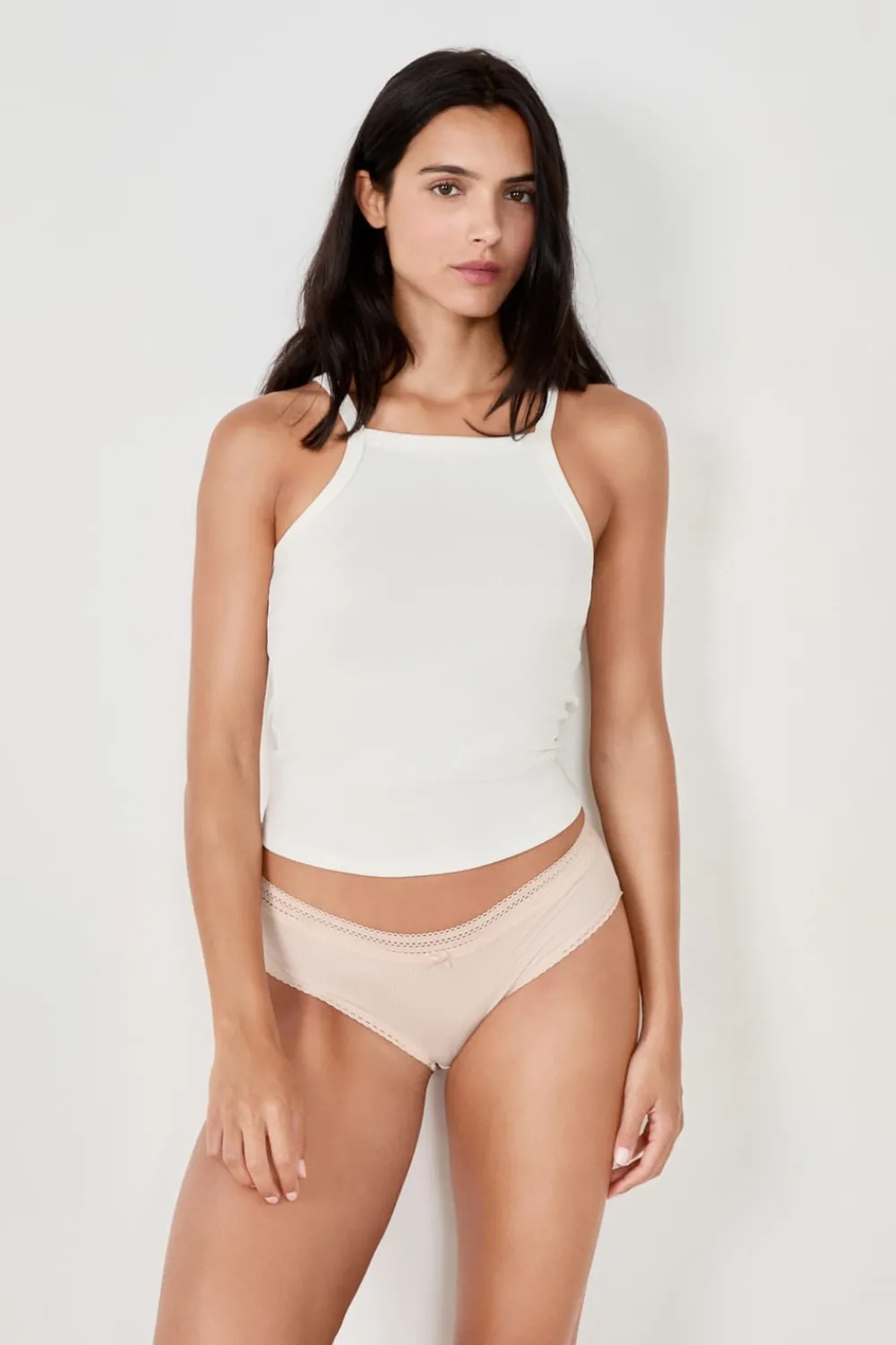 ETAM Braguita culotte de microfibra con detalle de encaje NATURAL