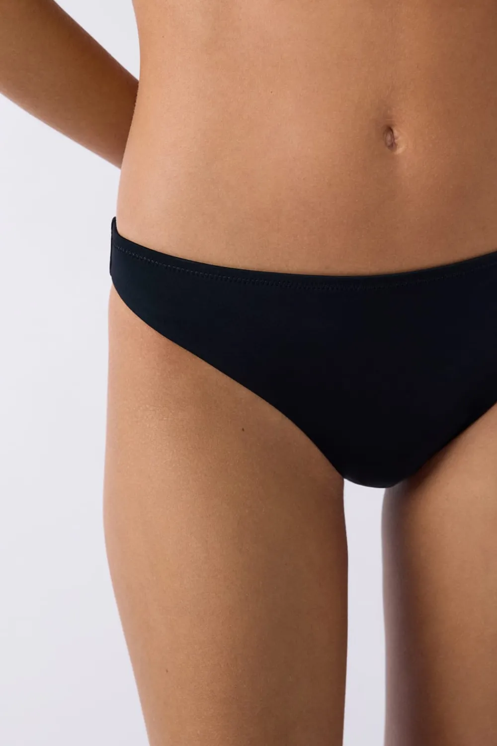 New ETAM Braguita de bikini NEGRO