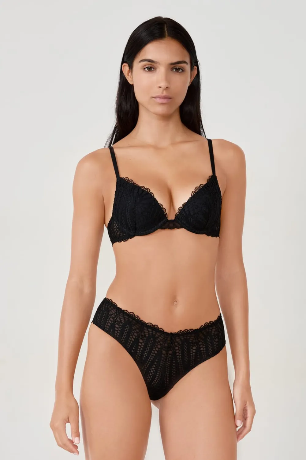 Sale ETAM Braguita de encaje NEGRO