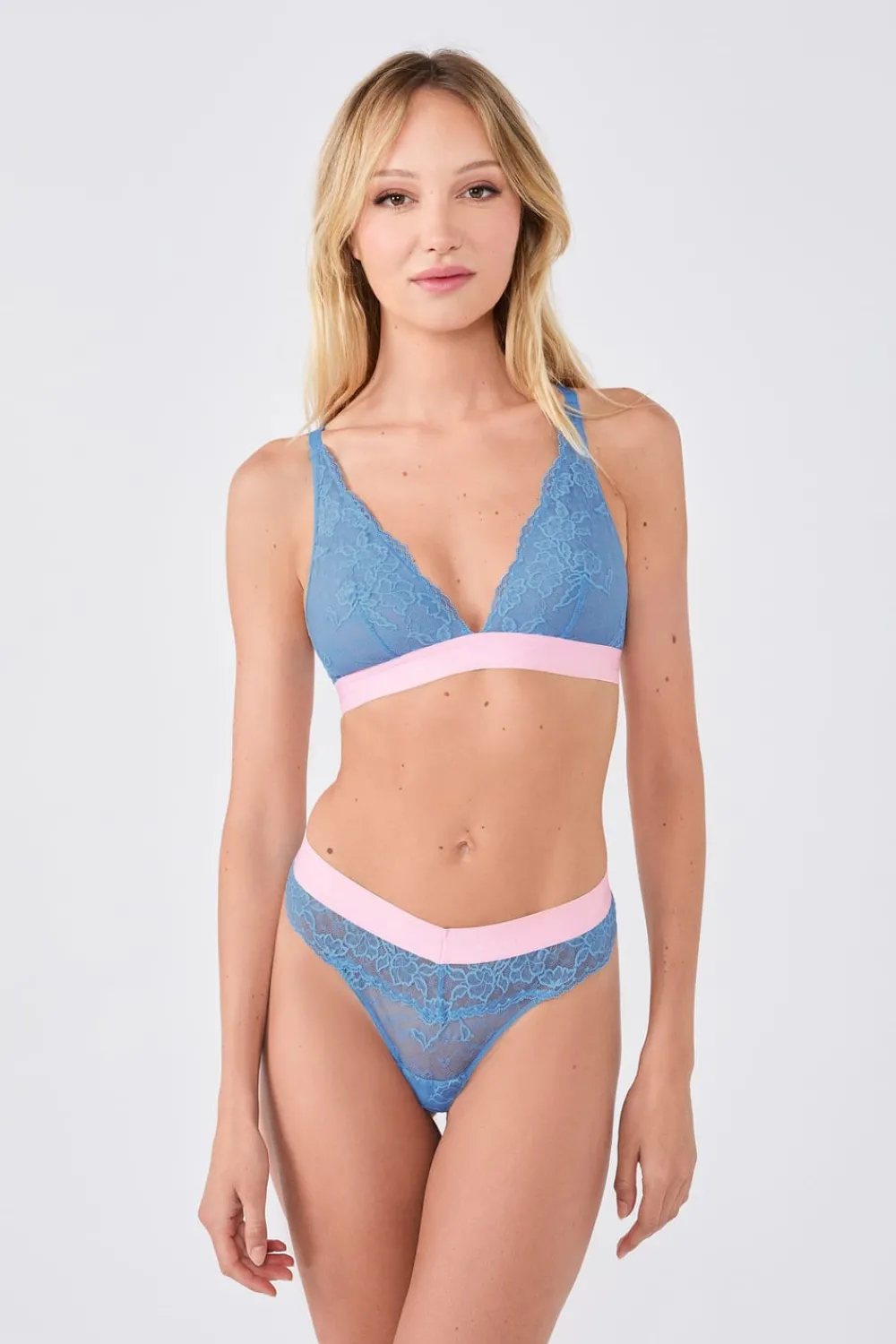 New ETAM Braguita de encaje x Lemonade Dolls BLEU