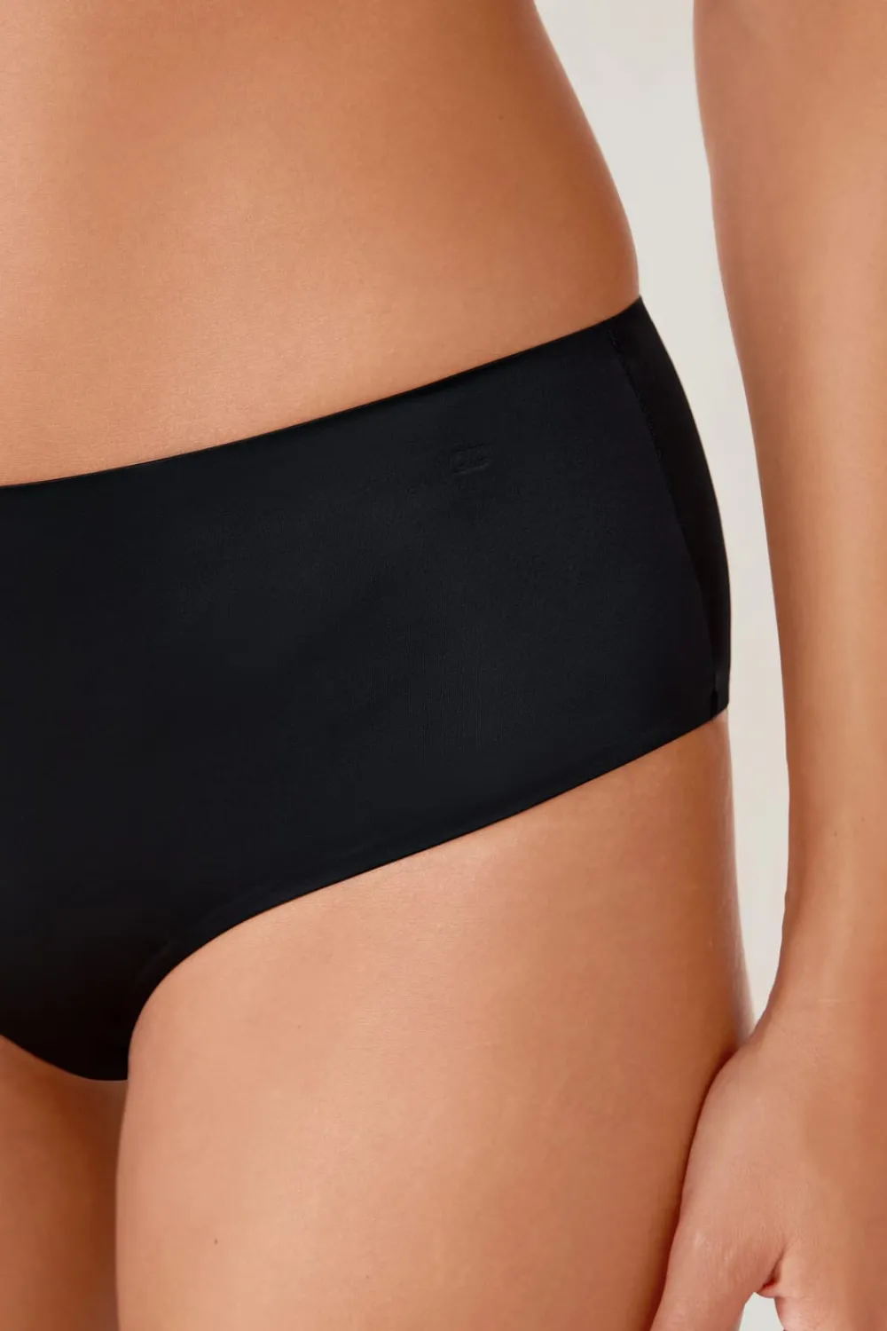 Clearance ETAM Braguita de microfibra NEGRO