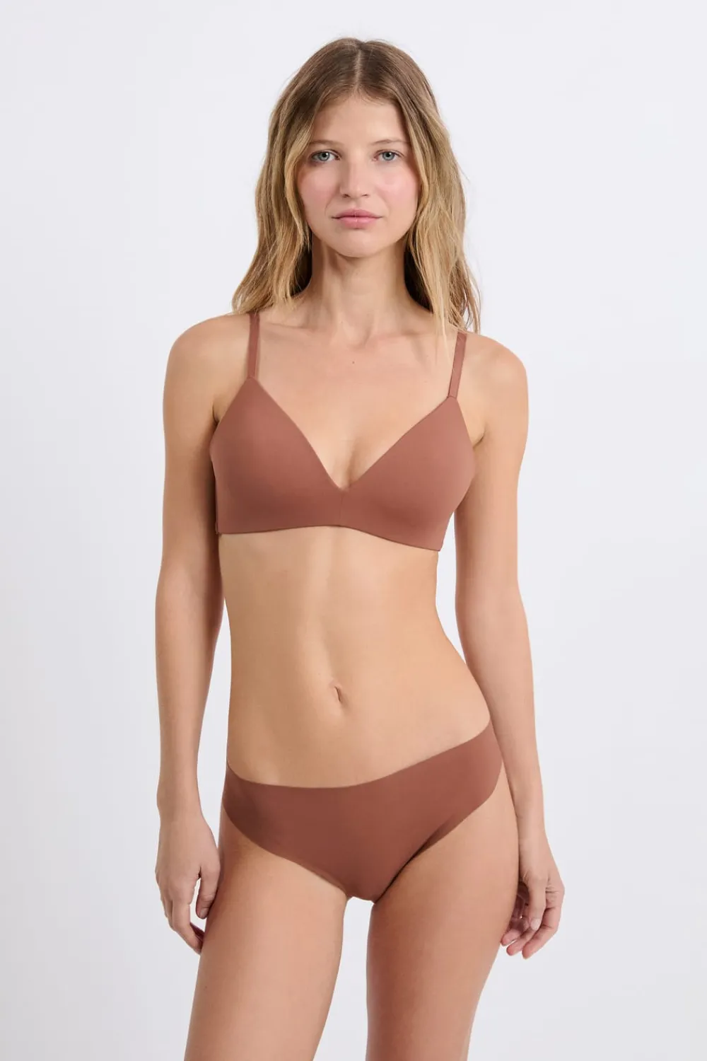 New ETAM Braguita de microfibra MARRÓN