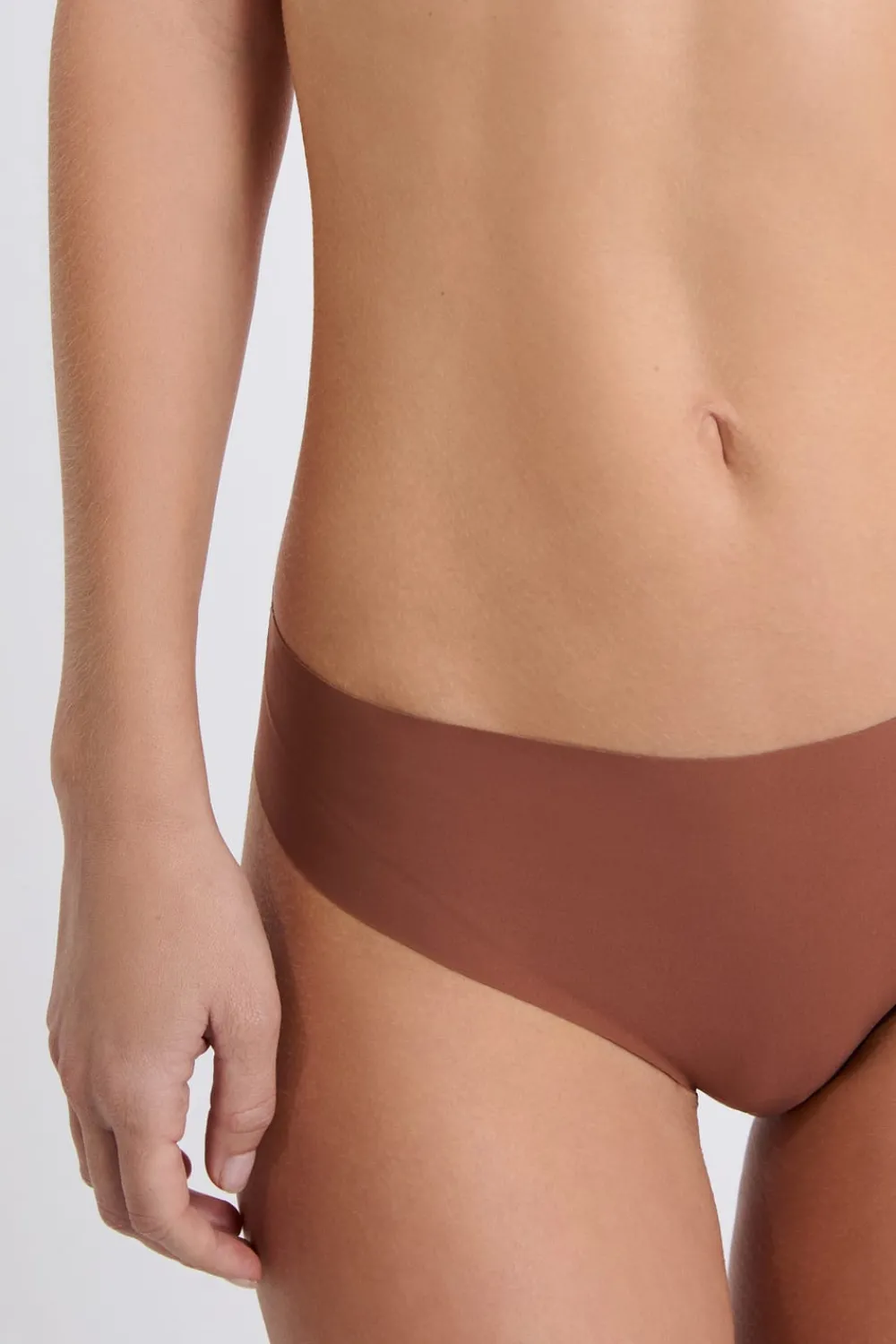 New ETAM Braguita de microfibra MARRÓN