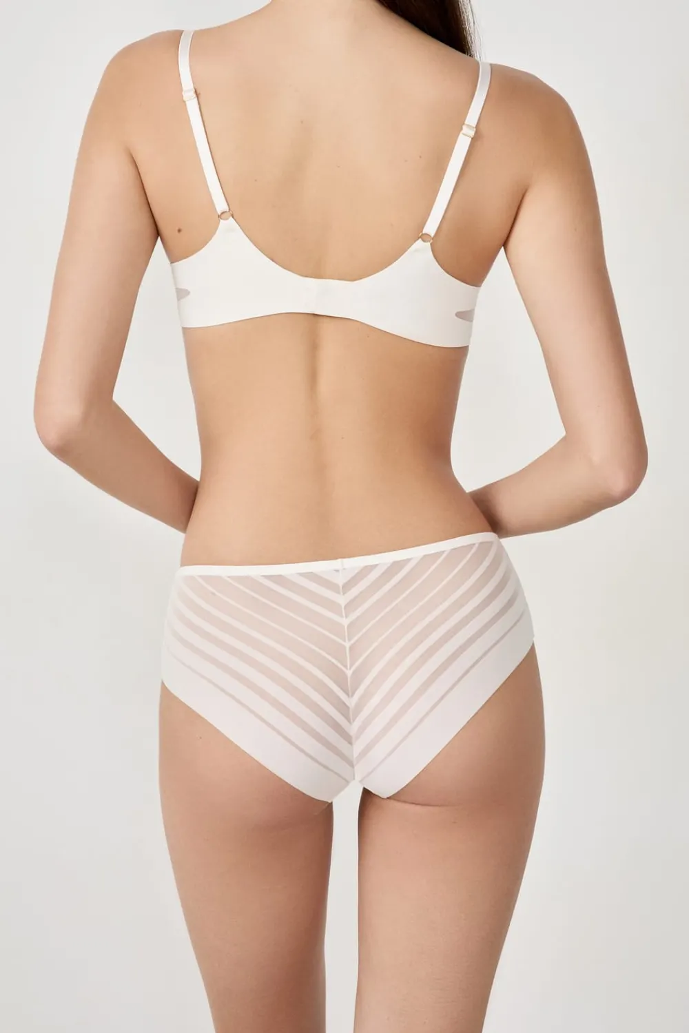 Outlet ETAM Braguita de microfibra satinada BEIGE