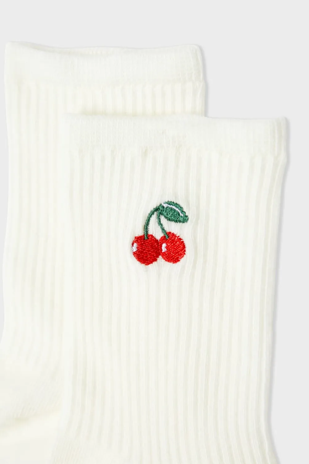 Discount ETAM Calcetines acanalados con algodón y estampado de cerezas crudo