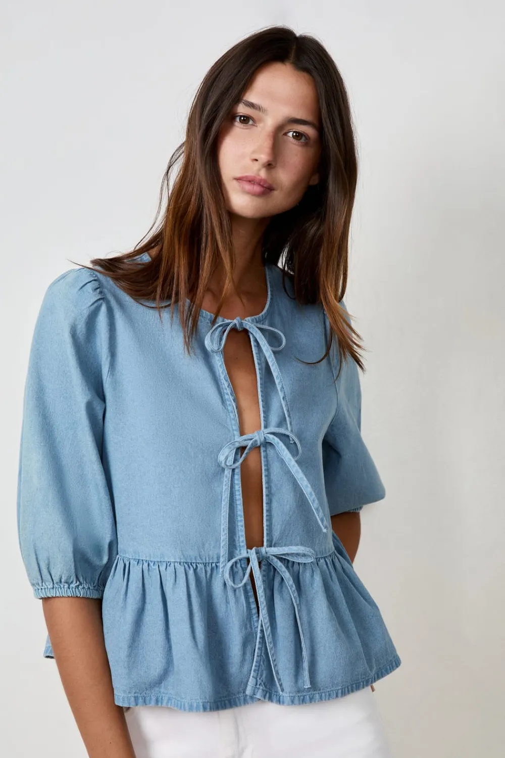 Discount ETAM Camisa anudada en el frente efecto denim AZUL
