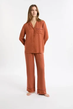 Sale ETAM Camisa de pijama con estampado de corazones MARRÓN