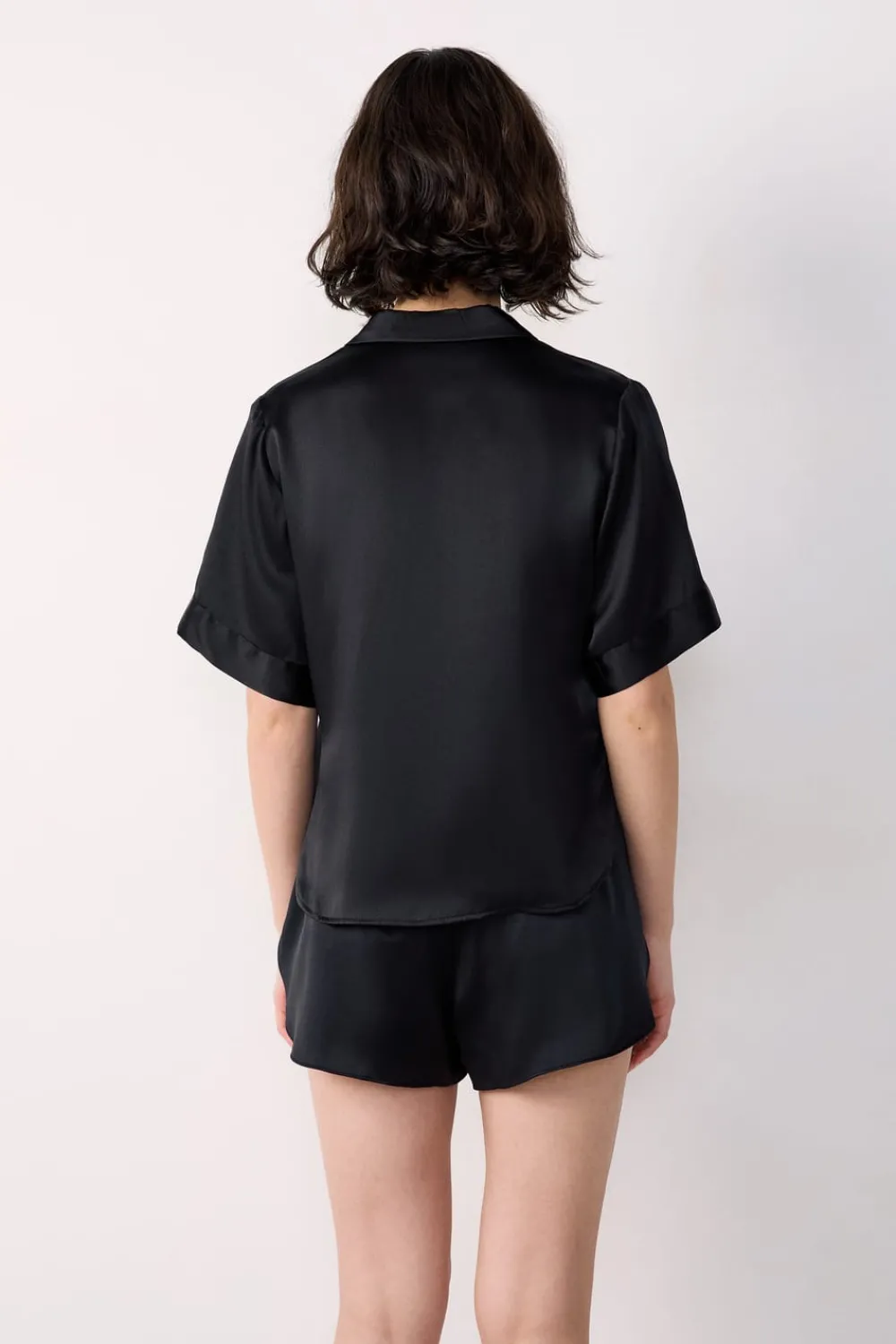 Outlet ETAM Camisa de pijama de seda de manga corta NEGRO