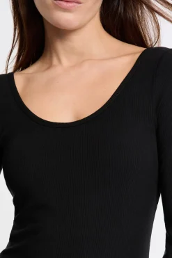 Outlet ETAM Camiseta de manga larga con cuello bailarina y sujetador integrado NEGRO