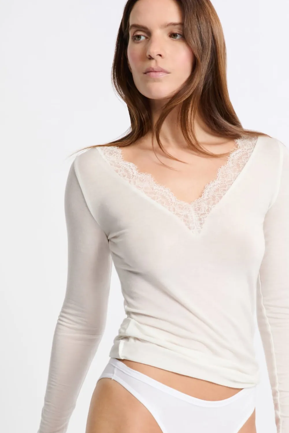 New ETAM Camiseta térmica con cuello en V y cashmere CRUDO