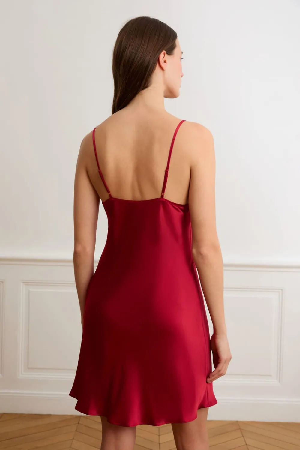 Outlet ETAM Camisón de seda CARDINAL