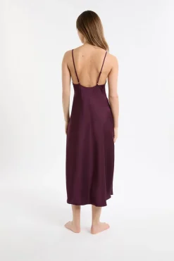 Online ETAM Camisón largo de satén morado