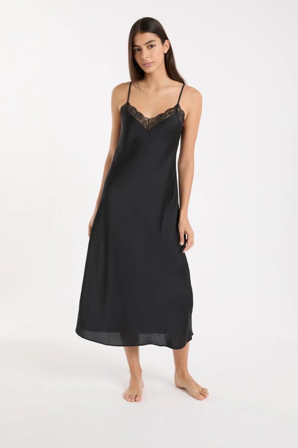Discount ETAM Camisón satinado con detalles de encaje NEGRO