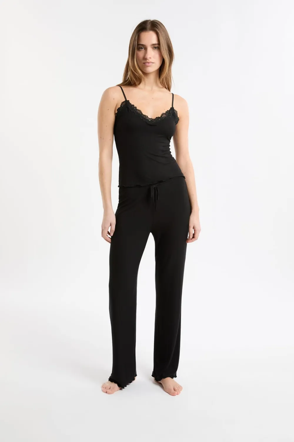 New ETAM Conjunto de pijama de 2 piezas de punto acanalado con detalles de encaje NEGRO
