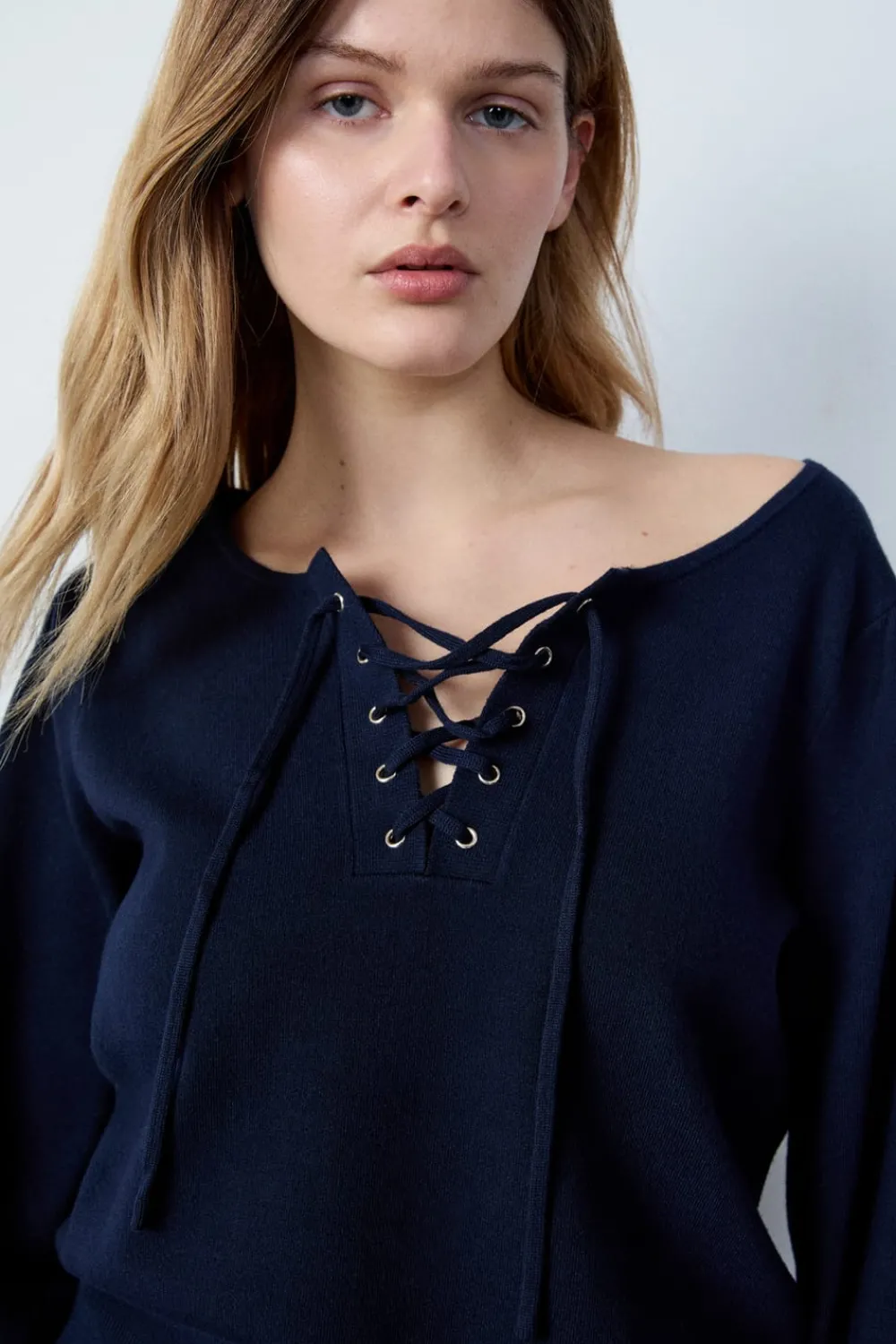 Discount ETAM Jersey con cuello de cordones AZUL MARINO