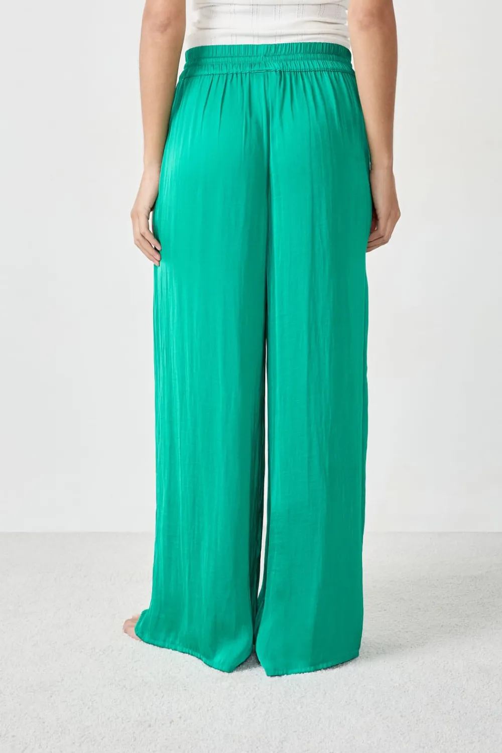 Sale ETAM Pantalón ancho de satén ESMERALDA