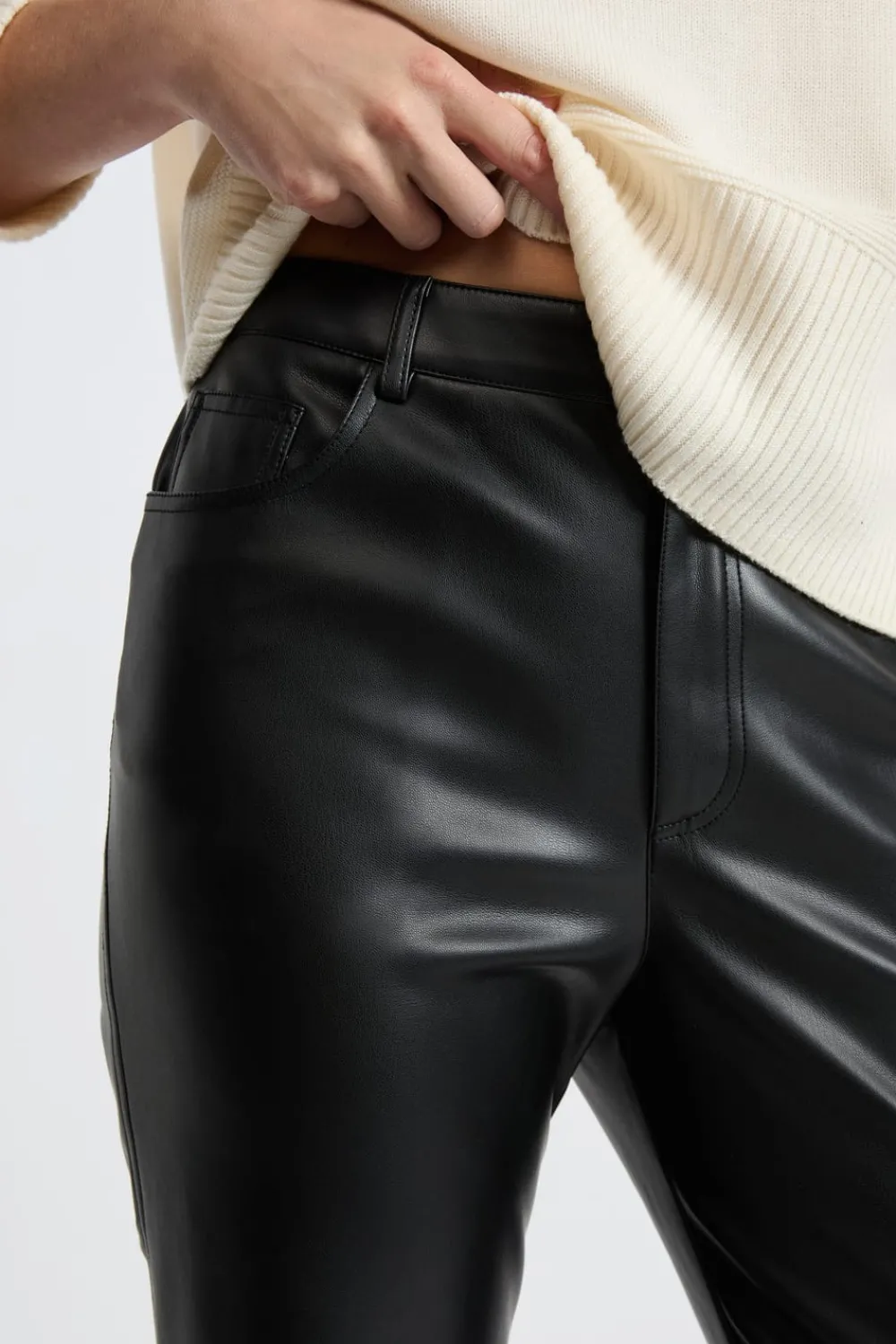 Discount ETAM Pantalón anchos con efecto piel NEGRO