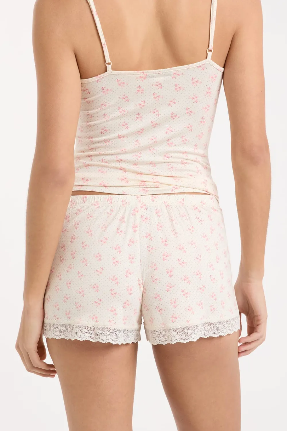 ETAM Pantalón corto de pijama con detalles de encaje ROSA