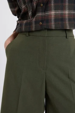 Discount ETAM Pantalón corto tipo bermuda CAQUI