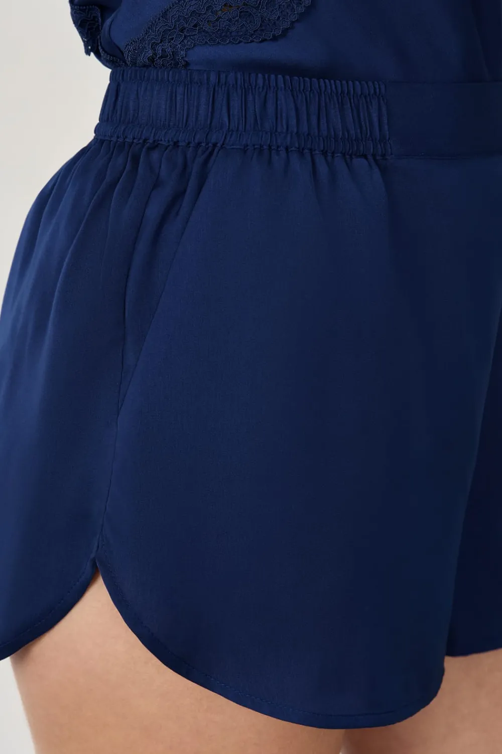 ETAM Pantalón cortos de pijama de satén AZUL MARINO