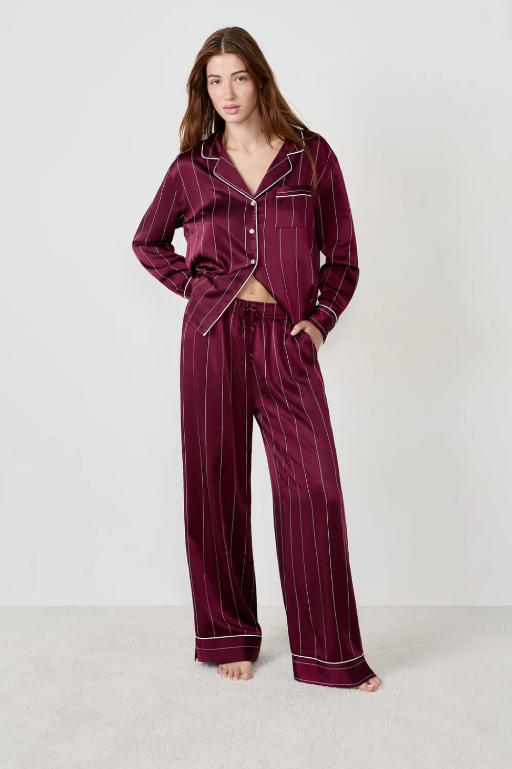 Sale ETAM Pantalón de pijama a rayas de satén BURDEOS GRANATE