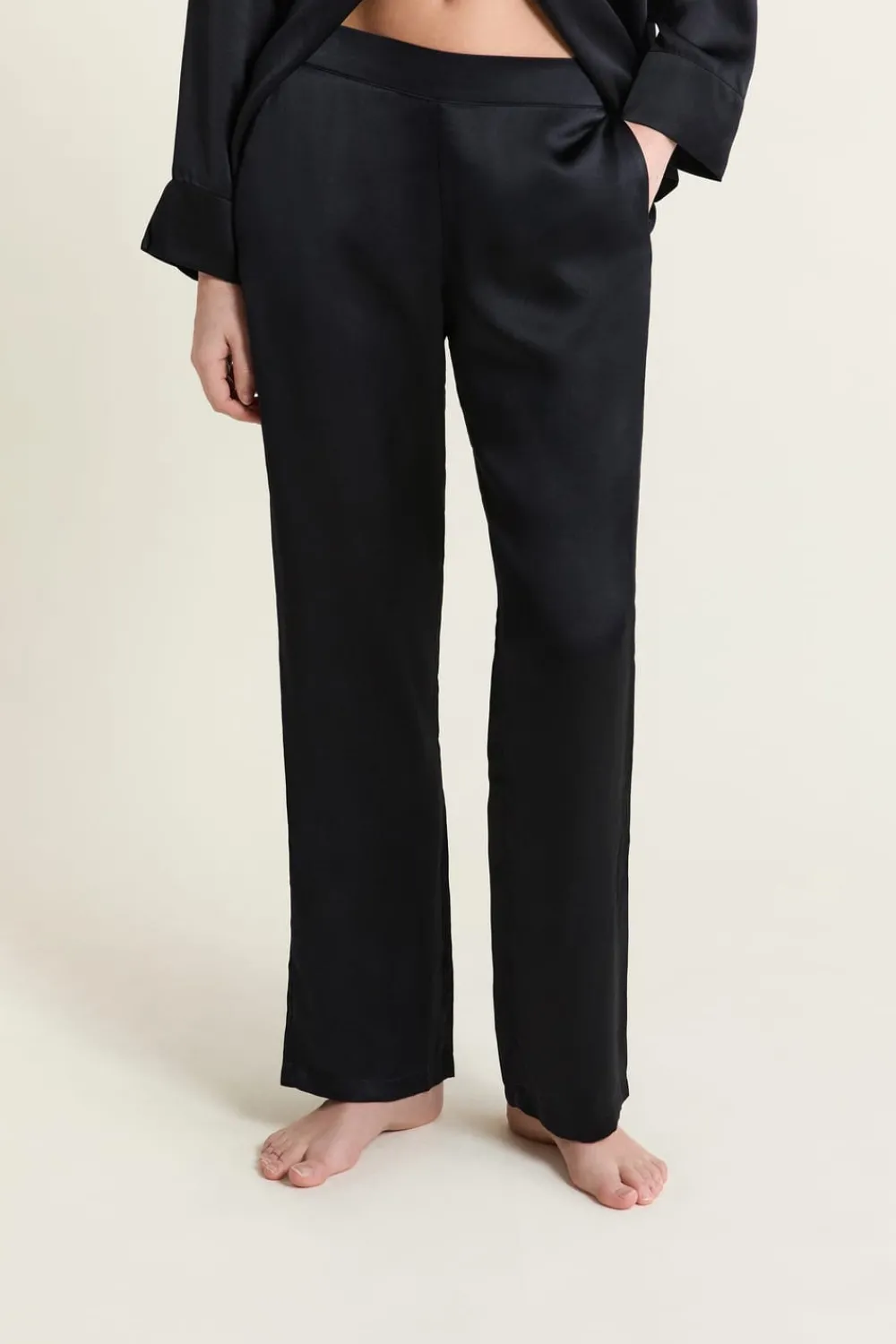 Sale ETAM Pantalón de seda NEGRO