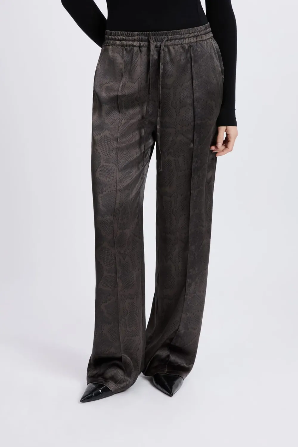 Clearance ETAM Pantalon large satiné à imprimé serpent IMP FD BRIQUE