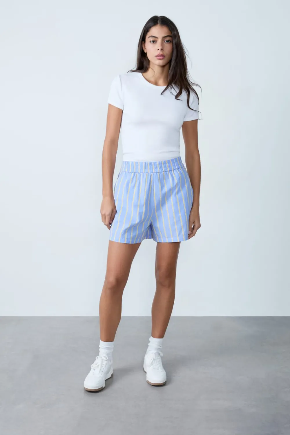 Best ETAM Pantalones cortos a rayas ESTAMPADO