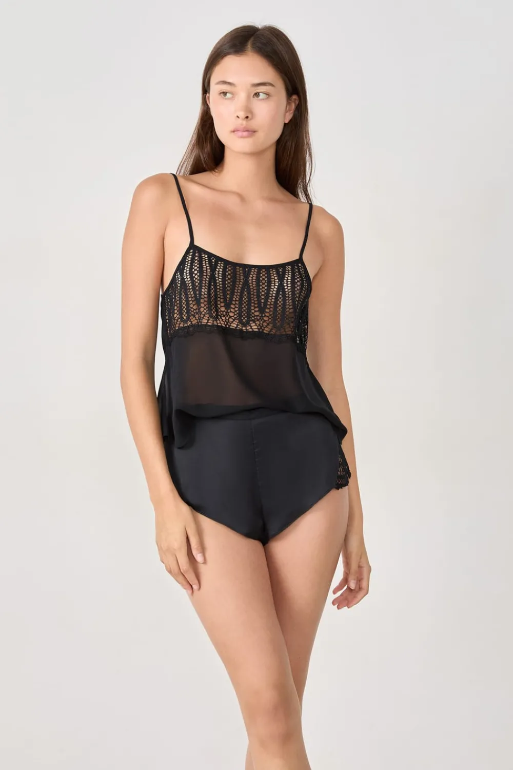 Outlet ETAM Pantalones cortos de pijama satinados con detalles de encaje NEGRO