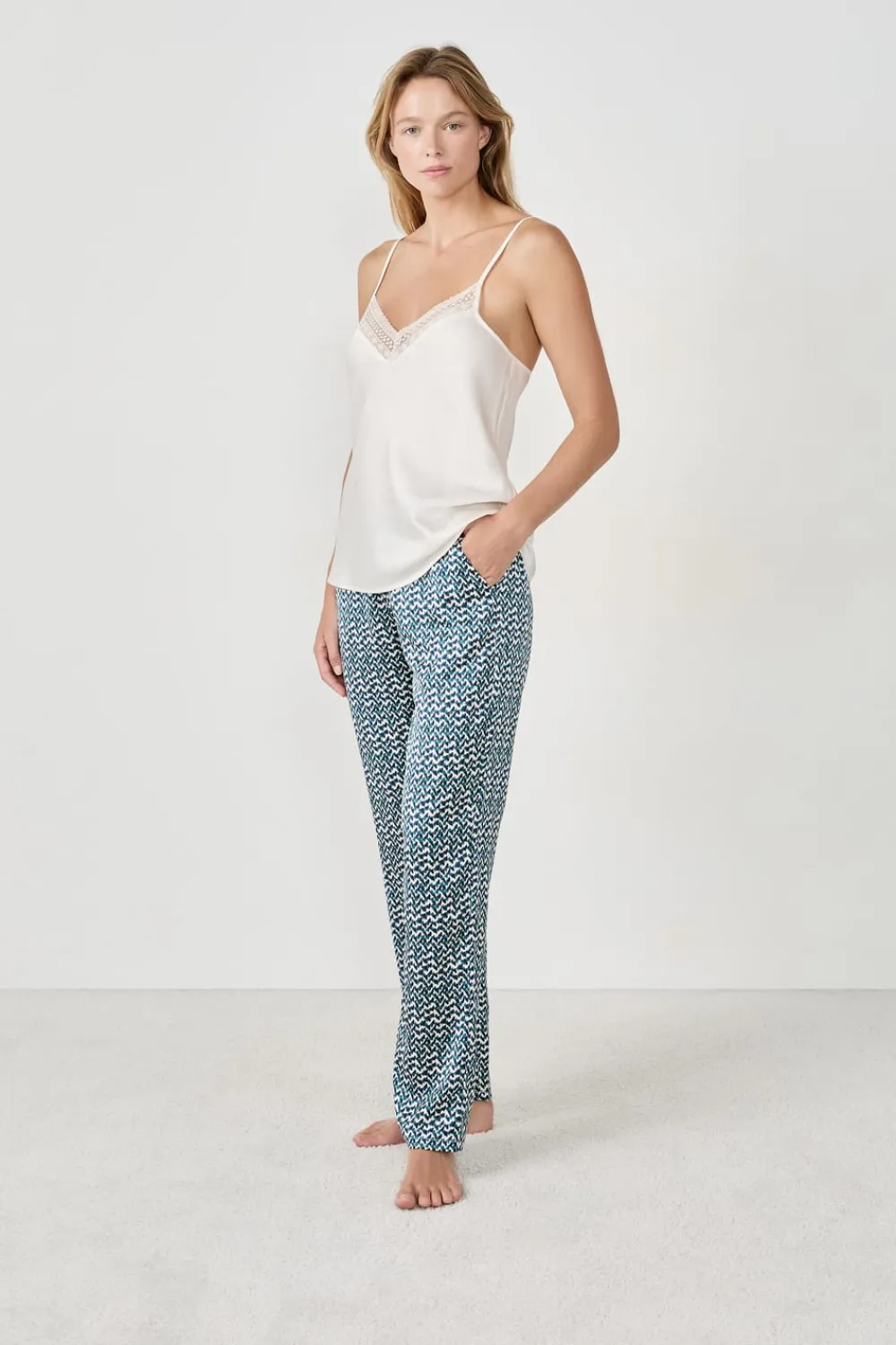 ETAM Pijama de 3 piezas ESTAMPADO BLANCO ROTO
