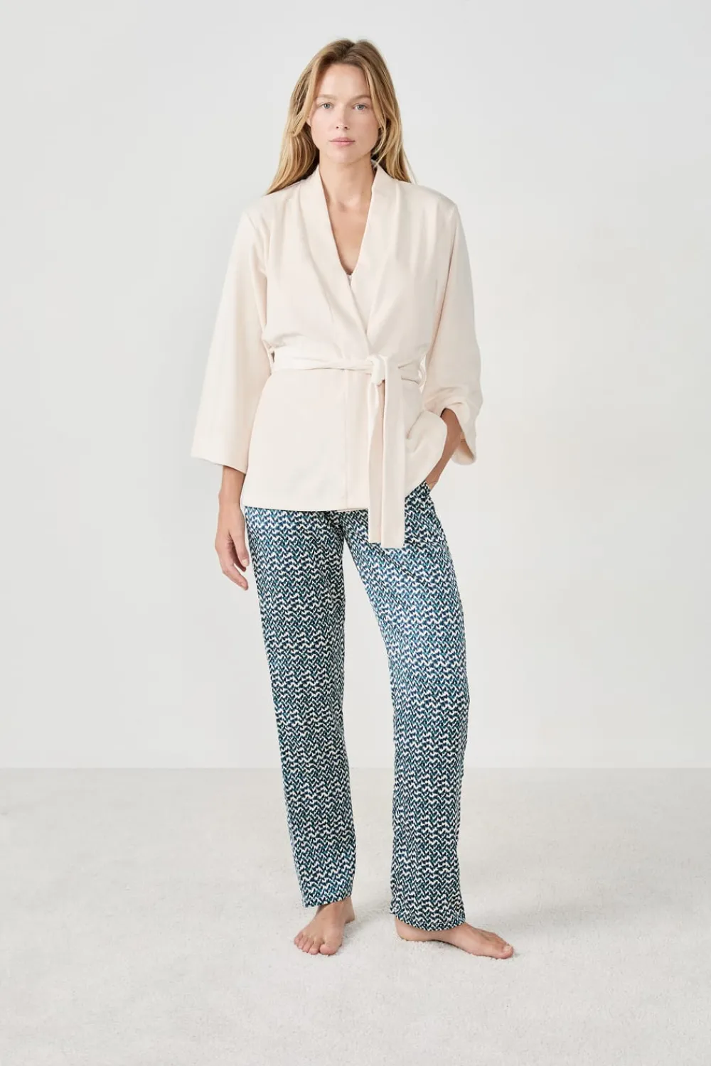 ETAM Pijama de 3 piezas ESTAMPADO BLANCO ROTO