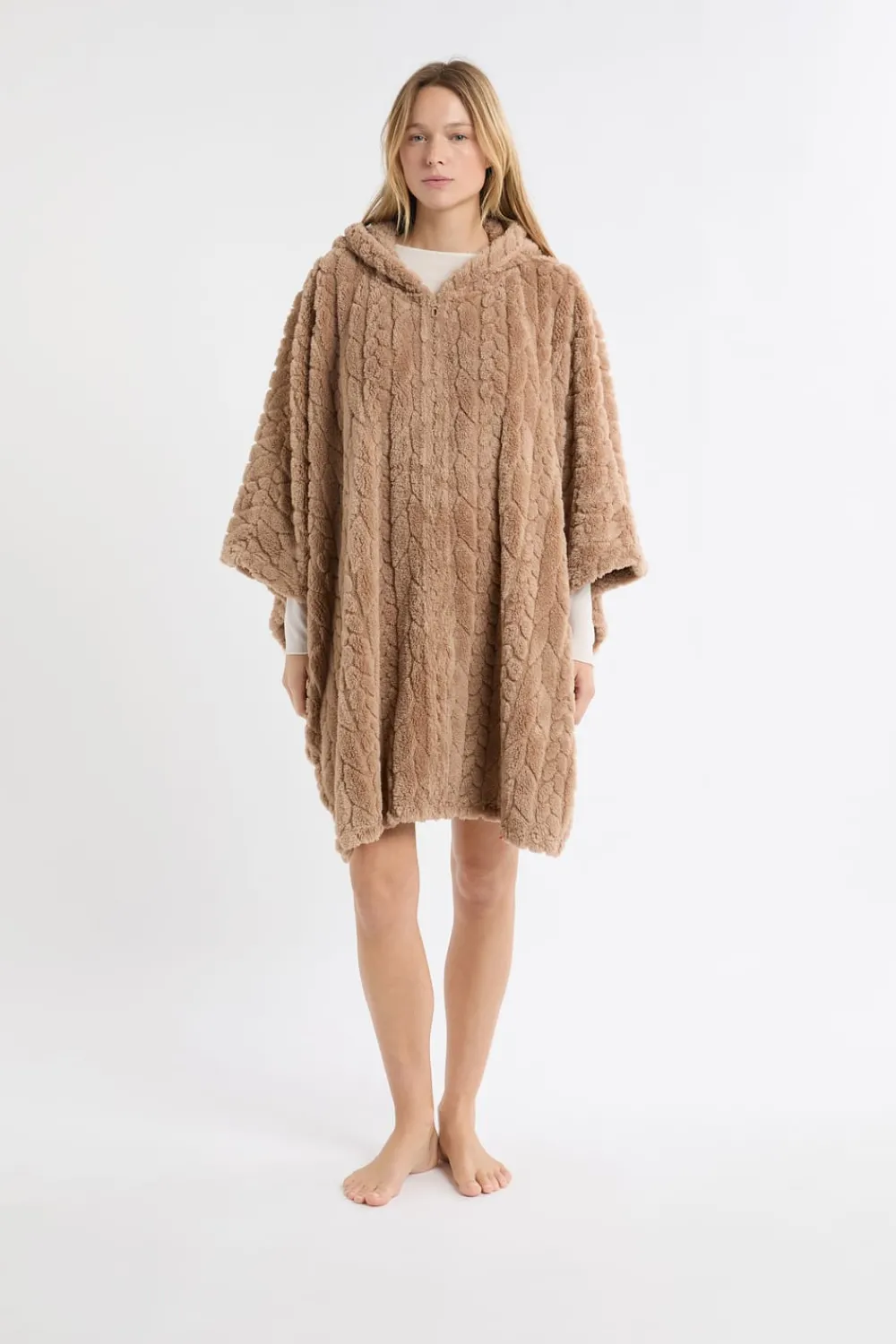 New ETAM Poncho con mangas 3/4 ARENA
