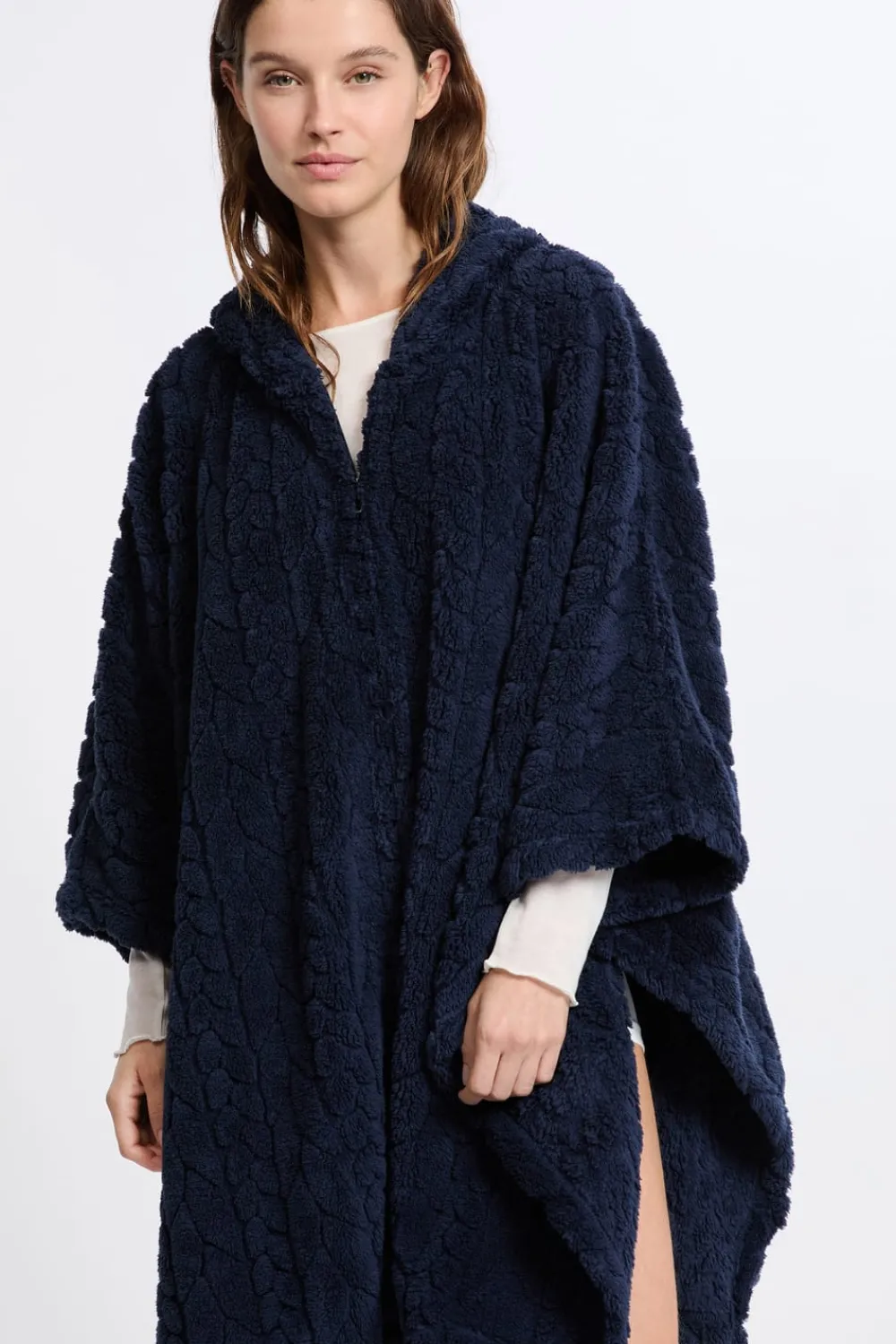 Outlet ETAM Poncho efecto polar MARINO