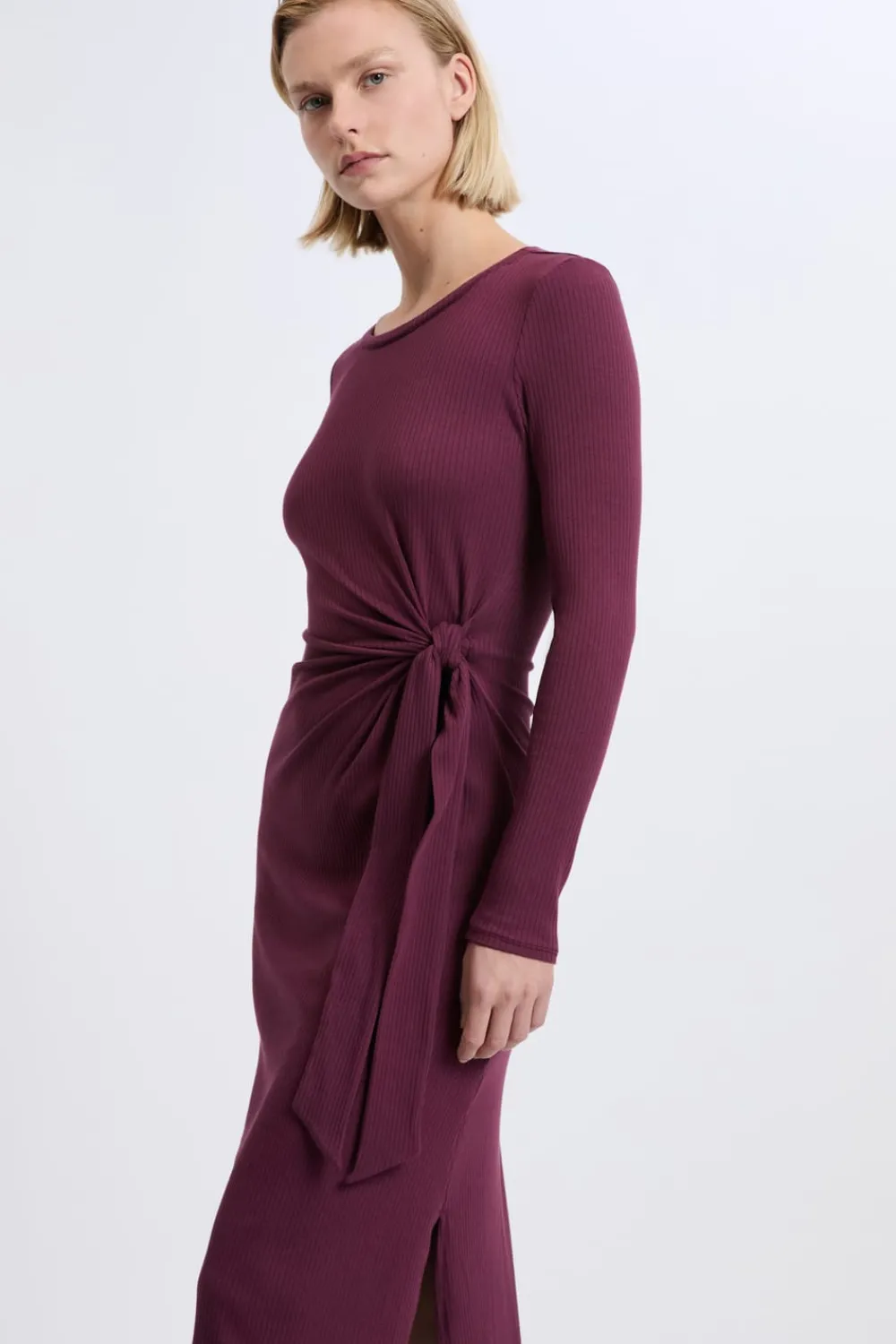 ETAM Robe avec détail à nouer en coton CASSIS