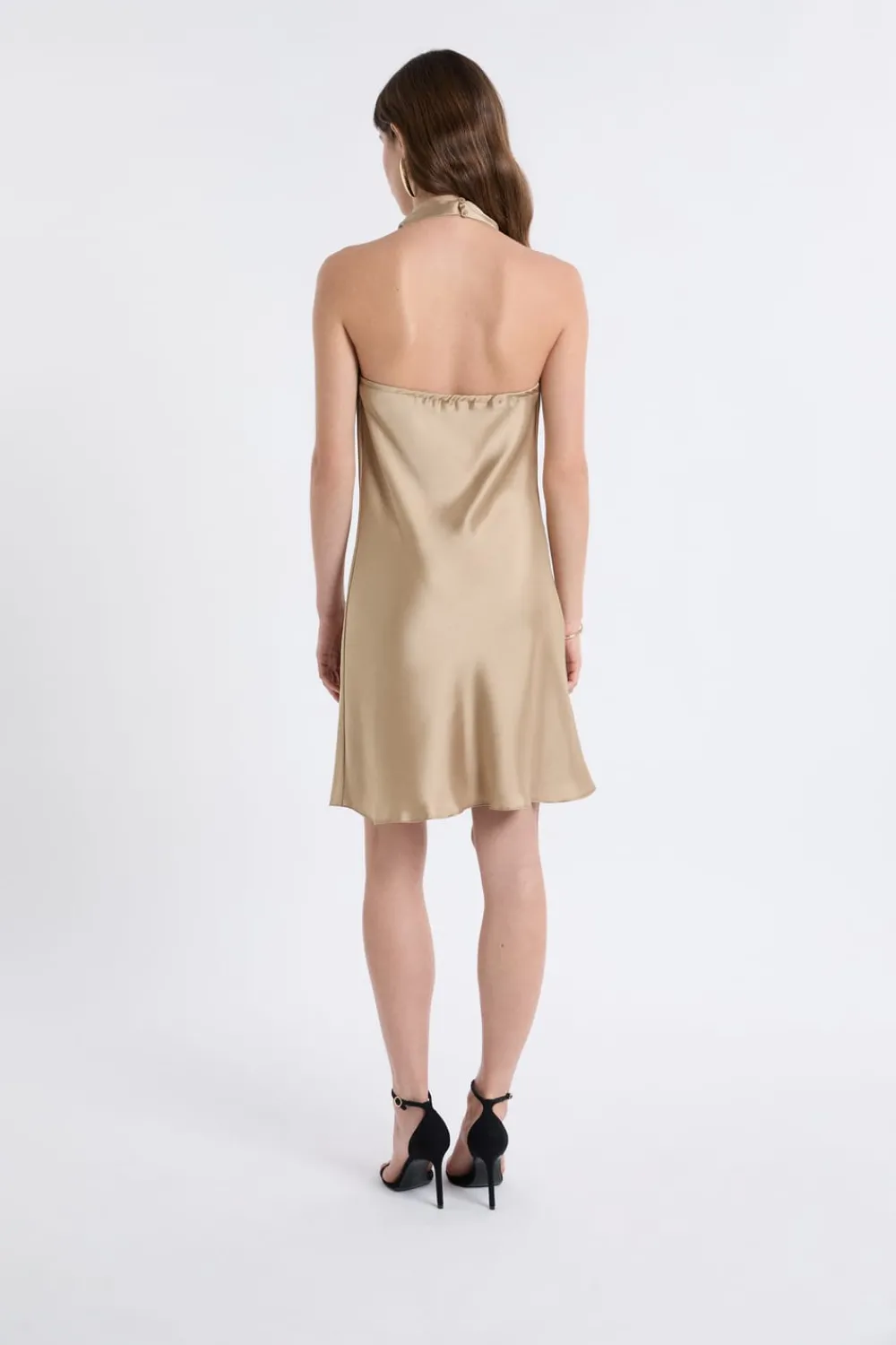Outlet ETAM Robe satinée avec col benitier OR