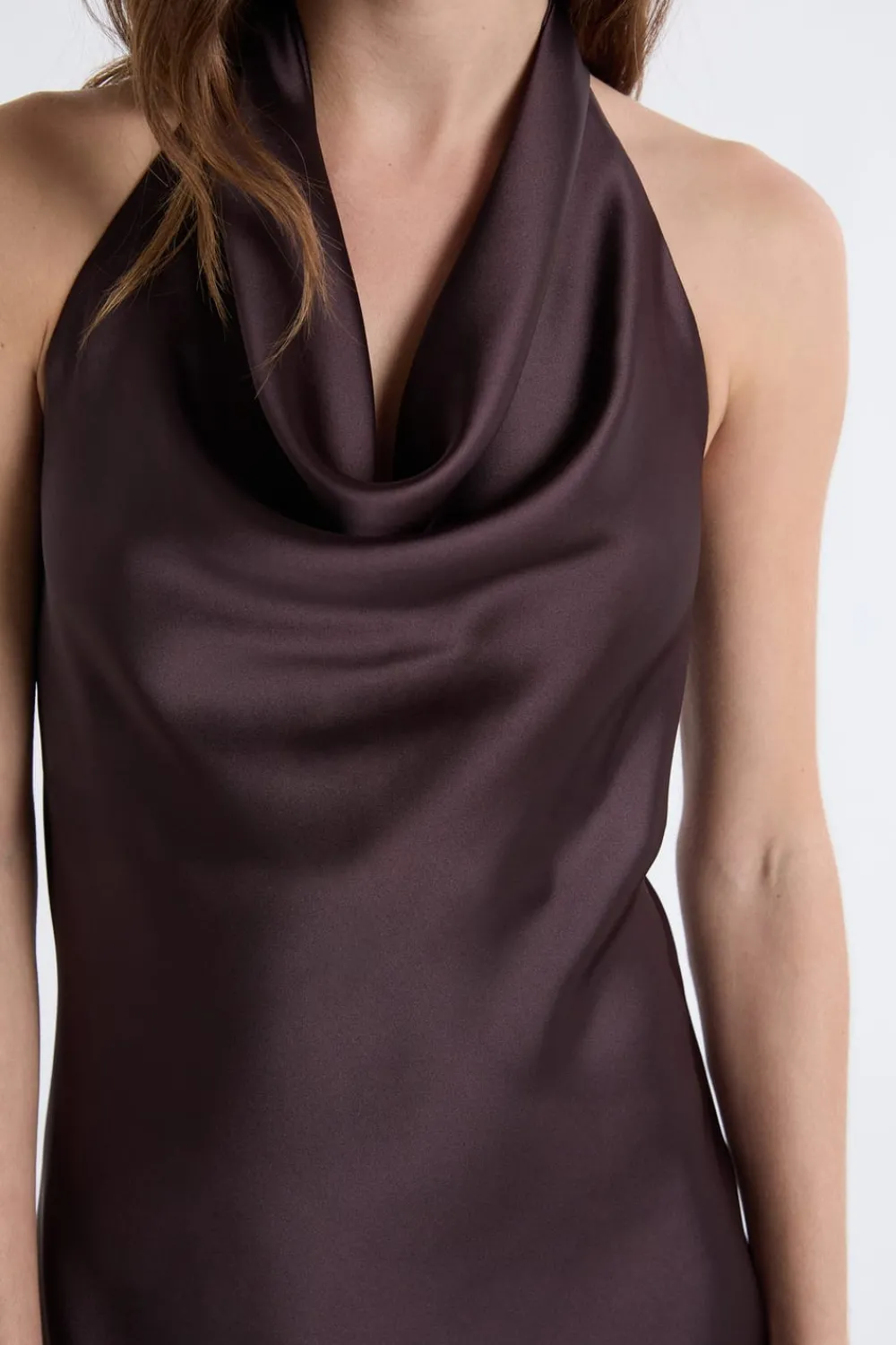 Sale ETAM Robe satinée avec col benitier MARRON