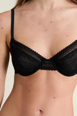 Hot ETAM Soutien-gorge en dentelle avec bijou doré NOIR